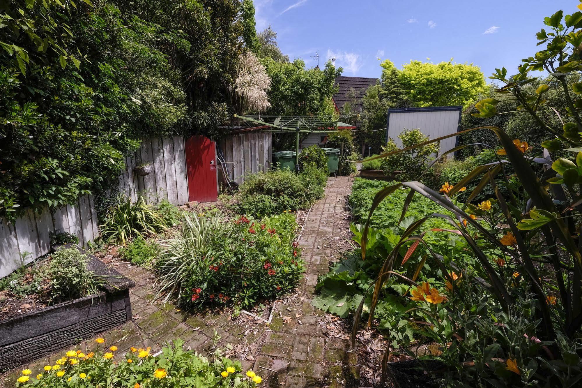 Haka Lodge Christchurch Bagian luar foto